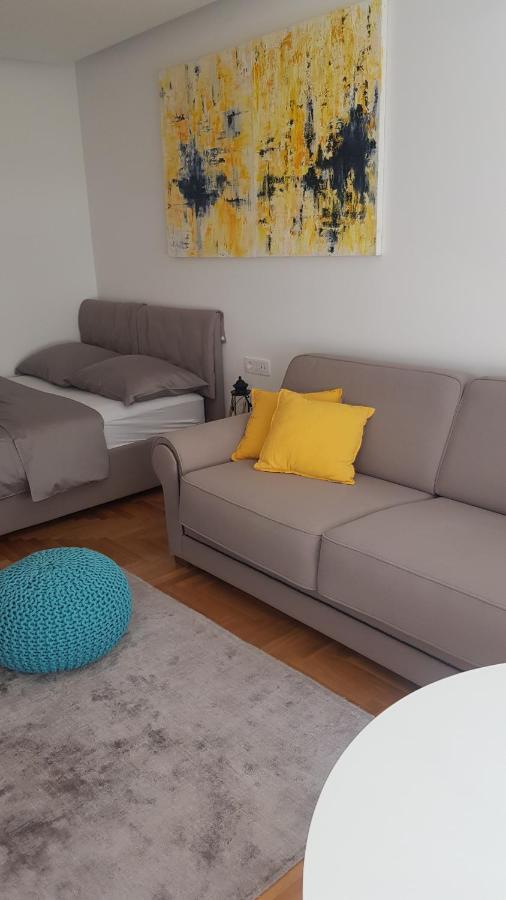 S & F Zagreb Apartman エクステリア 写真