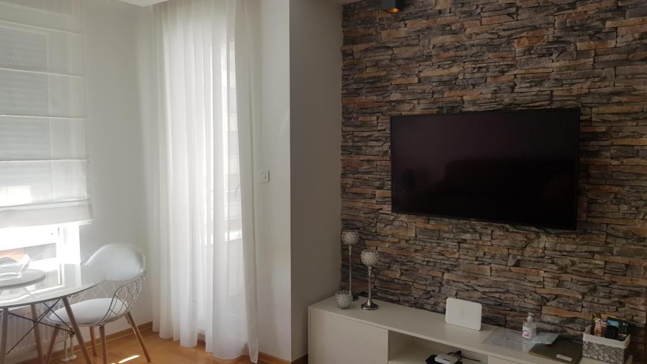 S & F Zagreb Apartman エクステリア 写真
