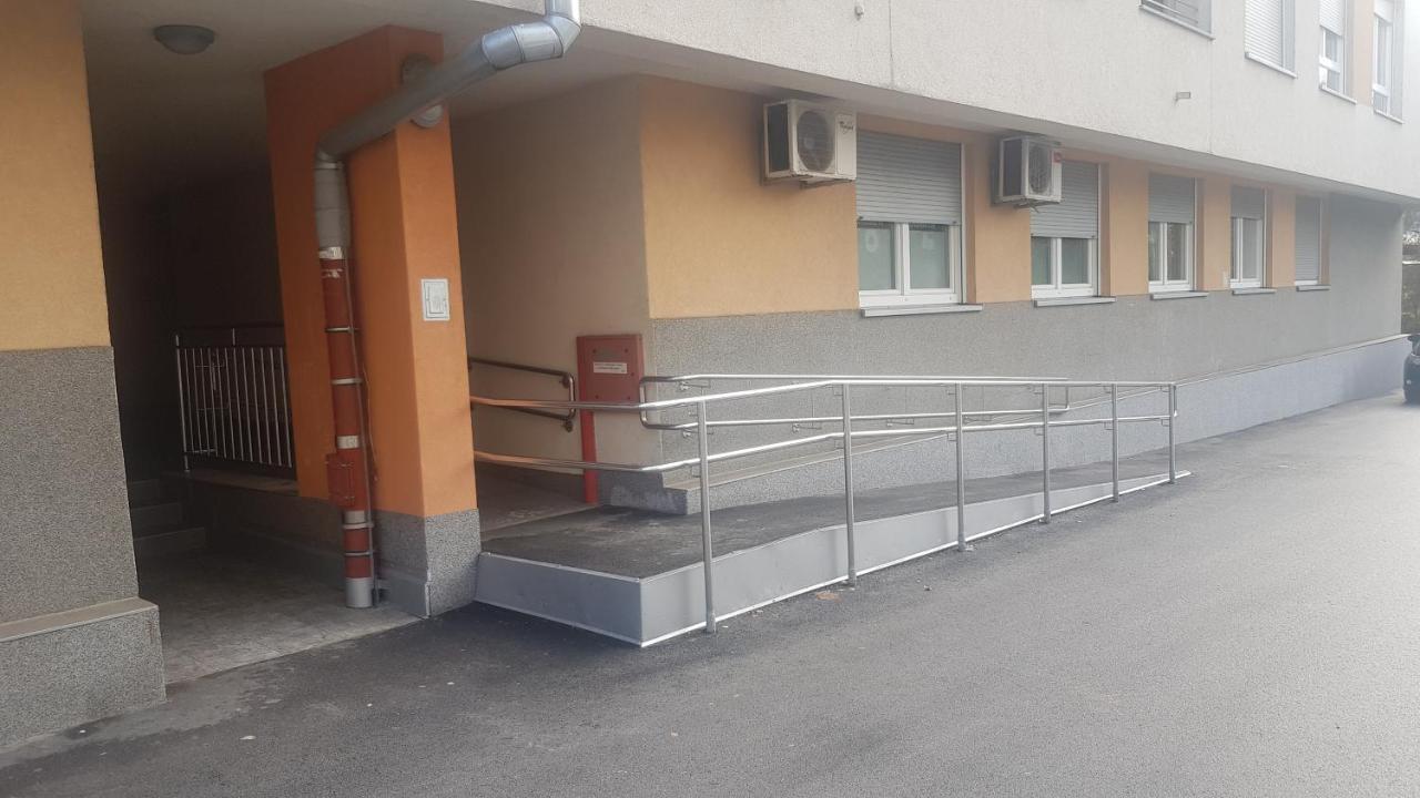 S & F Zagreb Apartman エクステリア 写真